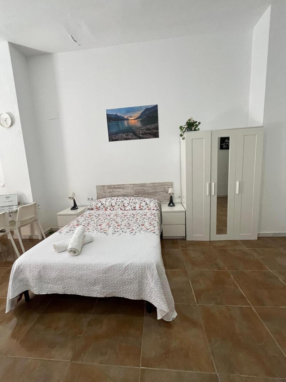 Becquer 2 Apartment Malaga Exterior photo